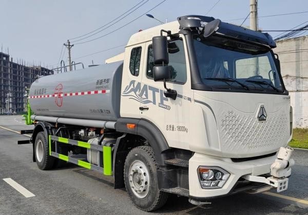 綠化噴灑車(chē)